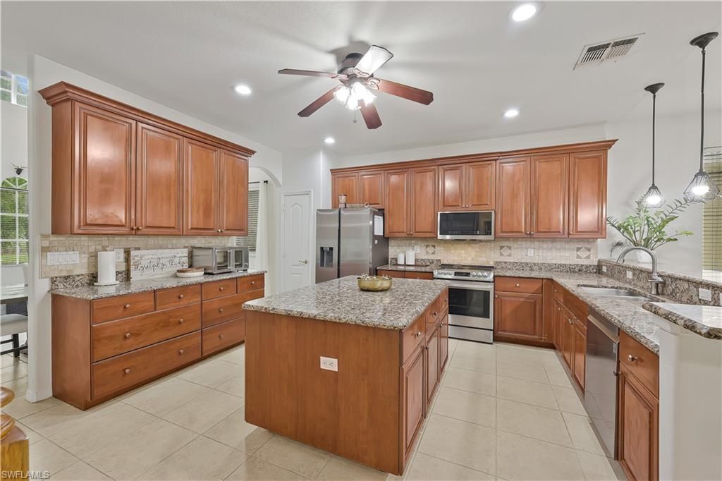 15370 Laguna Hills Dr , Fort Myers, FL 33908 Photo