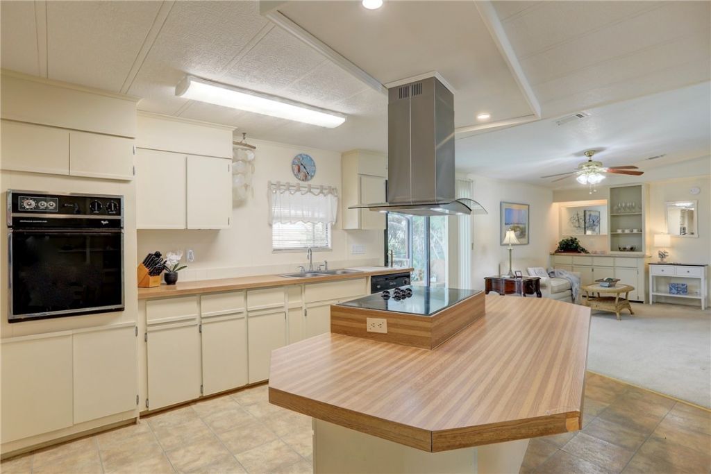 457 Marlin Circle, Barefoot Bay, FL 32976 Photo