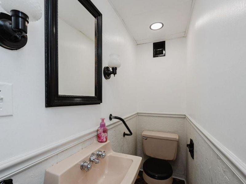 1316 W Osborne Street, Sandusky, OH 44870 Photo 27