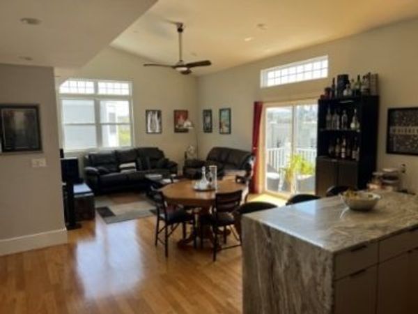 204 Spencer Ave, Unit 10, Chelsea, MA 02150