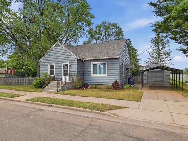 721 GROVE AVENUE, Wisconsin Rapids, WI 54494