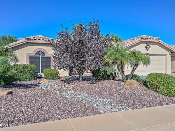 9060 W TARO Lane, Peoria, AZ 85382