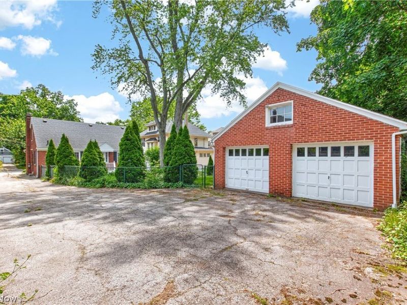 56 N Highland Avenue, Akron, OH 44303 Photo 35