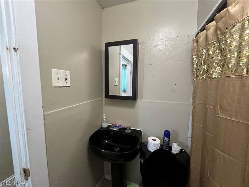 2135 W 96th Street , Cleveland, OH 44102 Photo 15