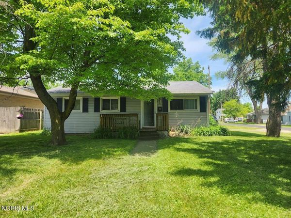 1802 Newport Avenue , Toledo, OH 43613