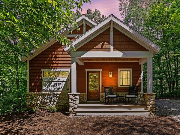 3411 Lake Chapin Drive, Berrien Springs, MI 49103