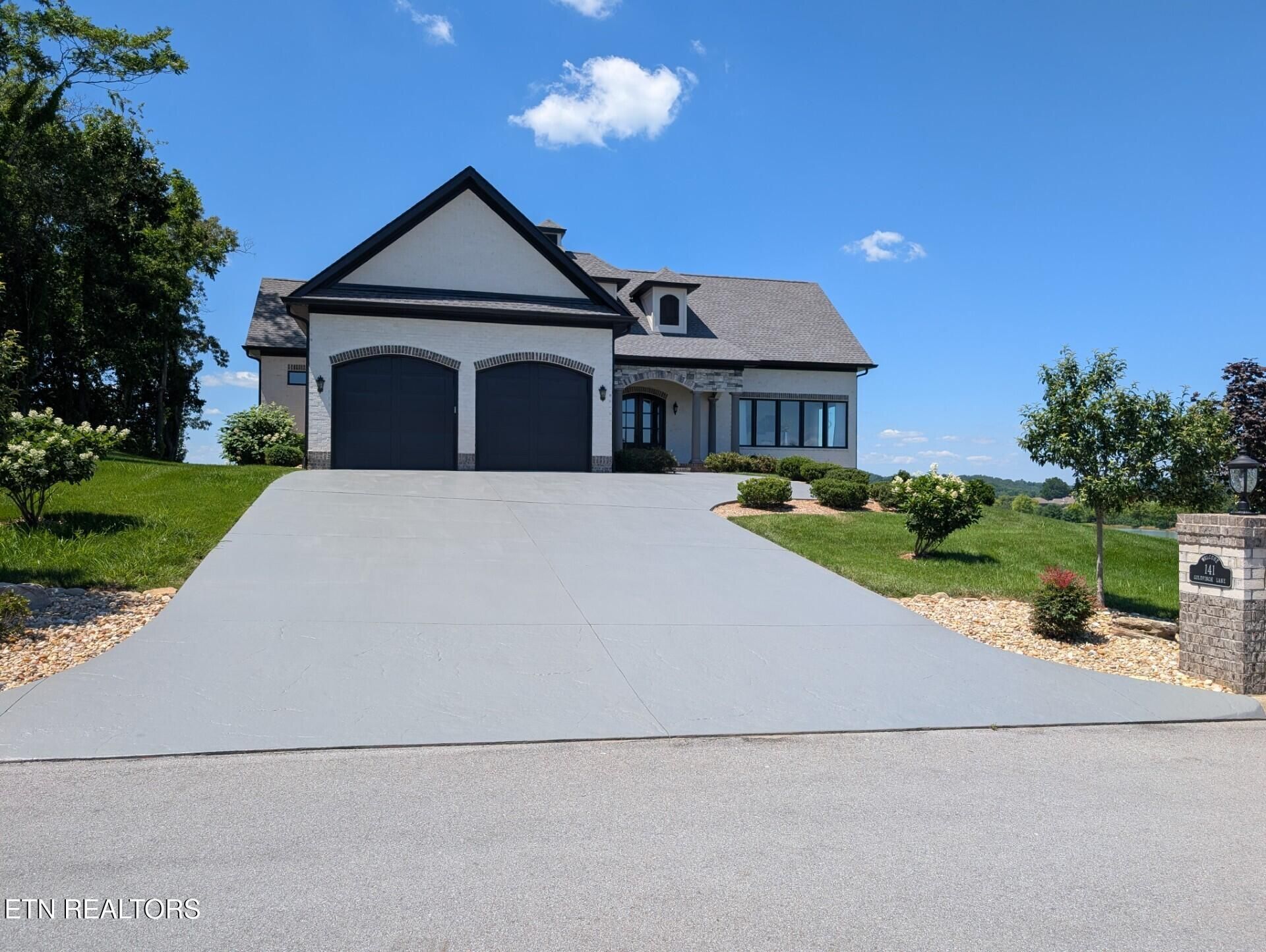141 Gold Finch Lane, Vonore, TN 37885 Main Photo