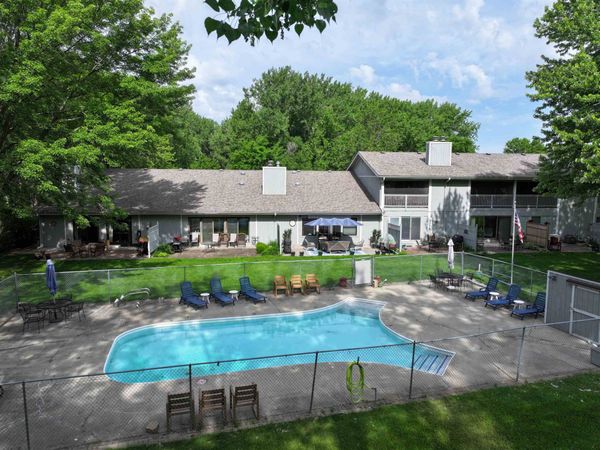 2300 Country Club Dr , Unit 5, Okoboji, IA 51355