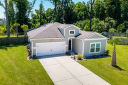 141 Vistawood Drive photo 4