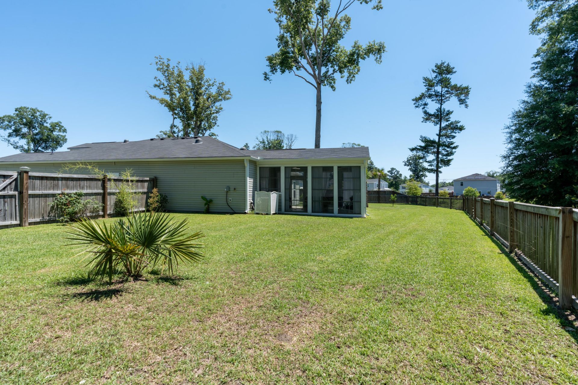 141 Vistawood Drive Photo 31