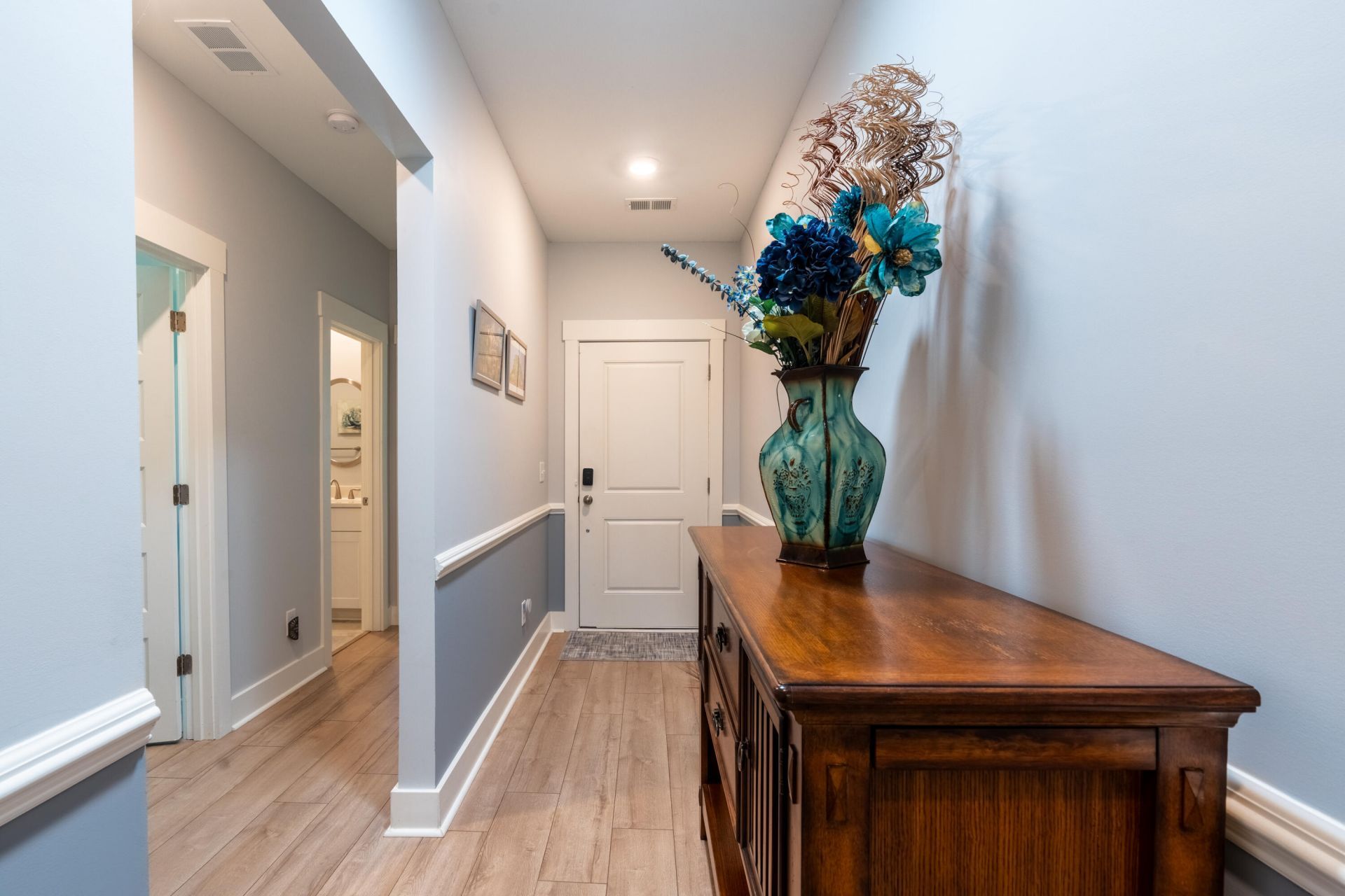 141 Vistawood Drive Photo 5