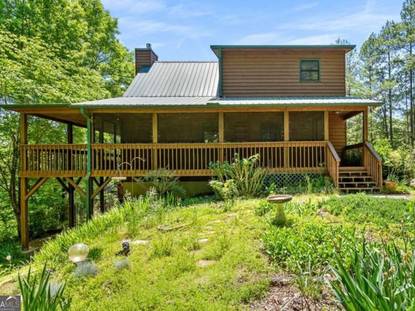 977 Tarheel Drive W, Murphy, NC 28906