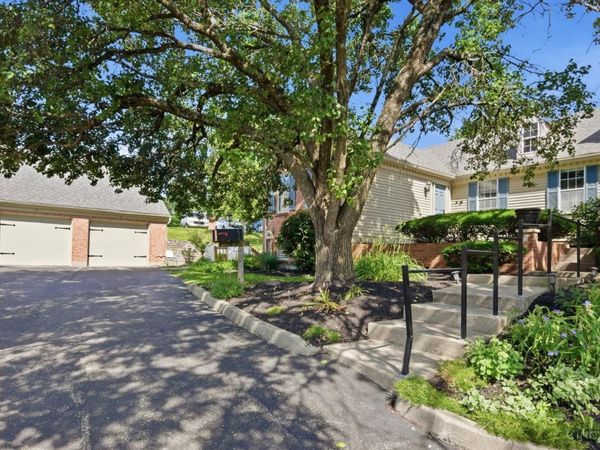 6 Devon Court, Fairfield, OH 45014