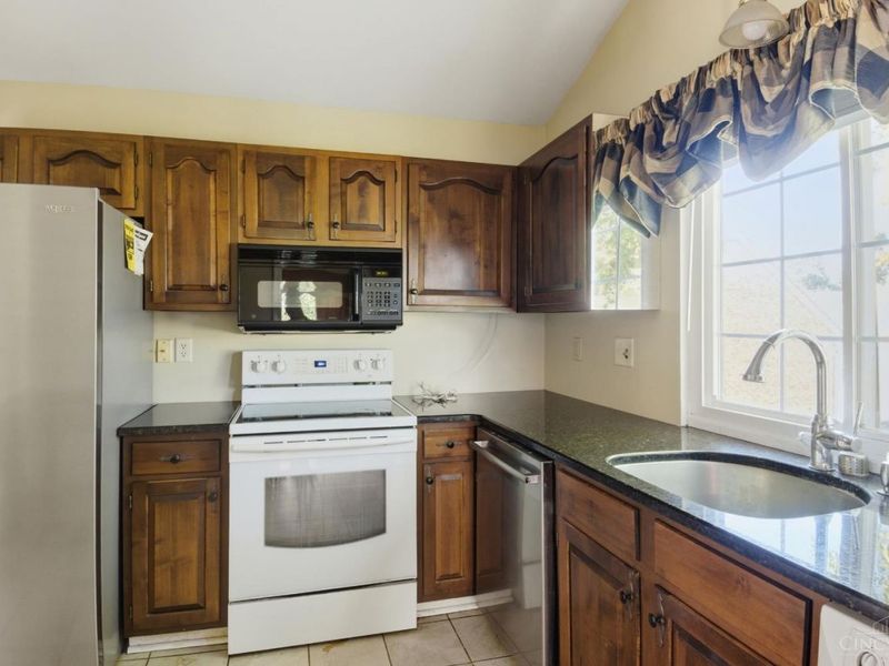6 Devon Court, Fairfield, OH 45014 Photo 12