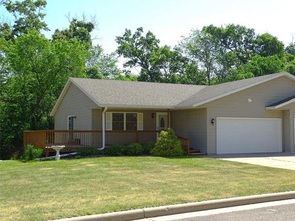 186 Country Lane, Durand, WI 54736