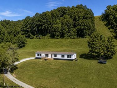 322 Old Acres Road, Jane Lew, WV 26378