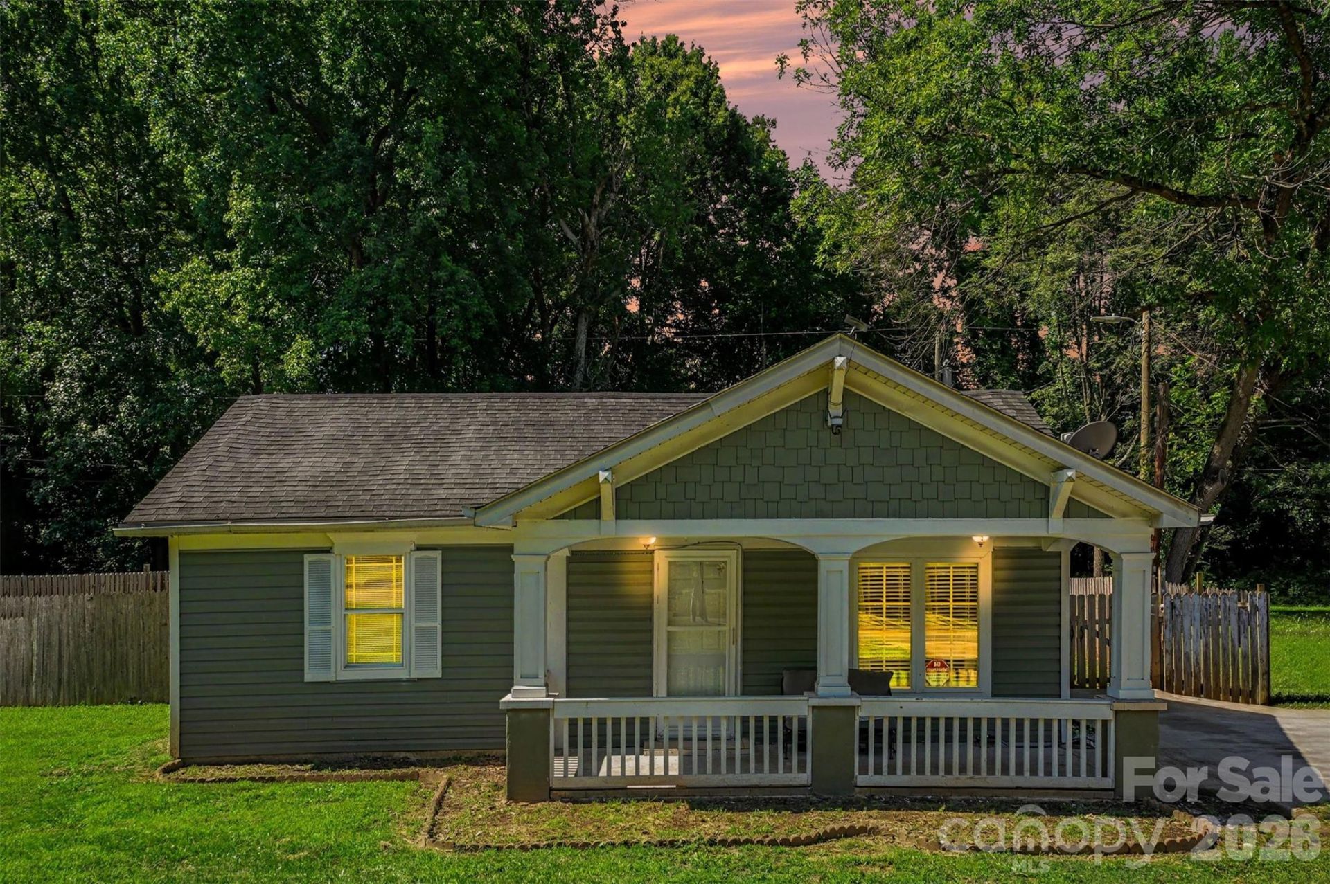 1101 Choyce Avenue, Charlotte, NC 28217 Main Photo