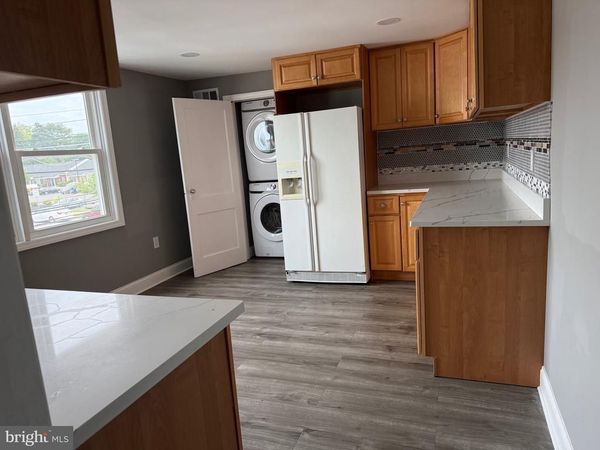 876 WHITEHORSE MERCERVILLE RD, Unit 2ND FLOOR, HAMILTON, NJ 08610