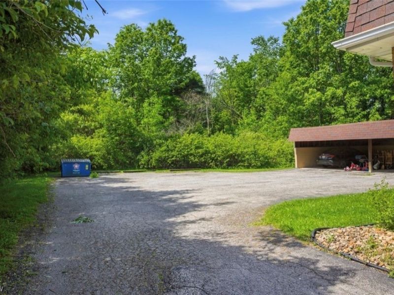161 Stadler Court , Boardman, OH 44512 Photo 5