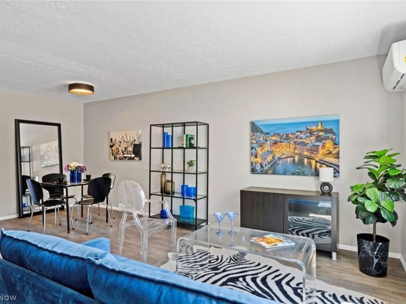 10524 Clifton Boulevard , Unit 201, Cleveland, OH 44102 Photo 4