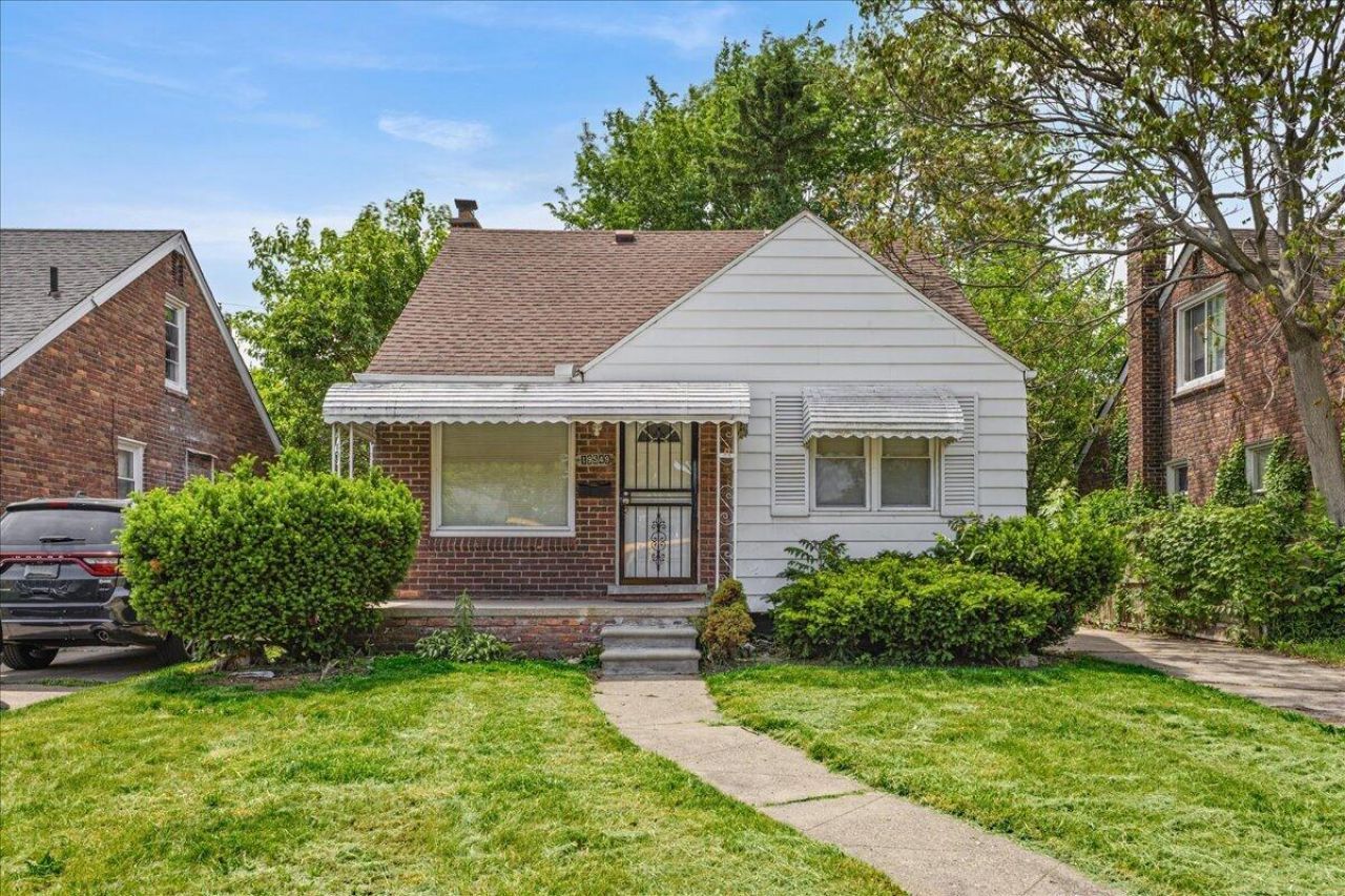 19549 Barlow Street, Detroit, MI 48205 Main Photo