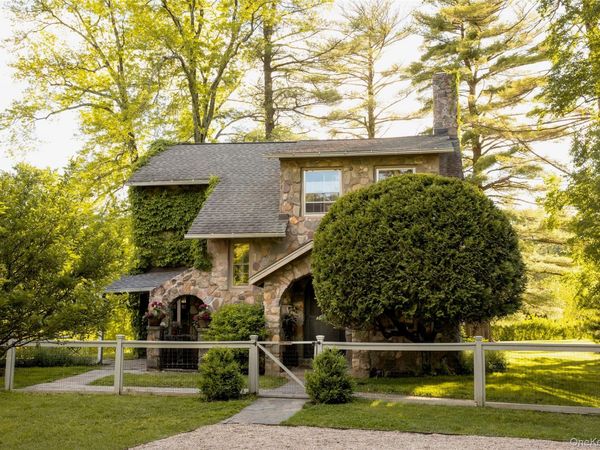 21-23 Library Lane , Woodstock, NY 12498