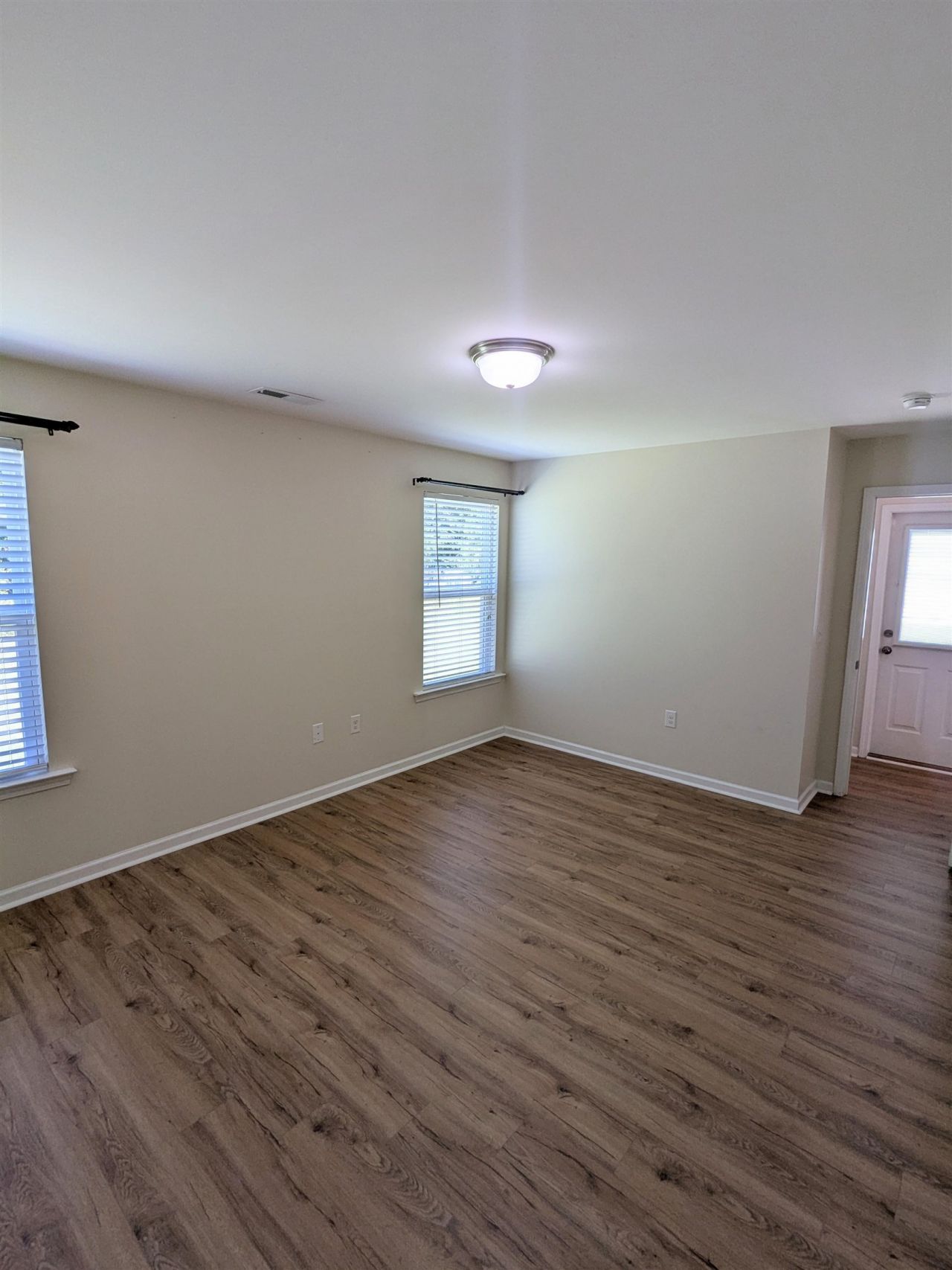 1328 Valor Rd.  Photo 17