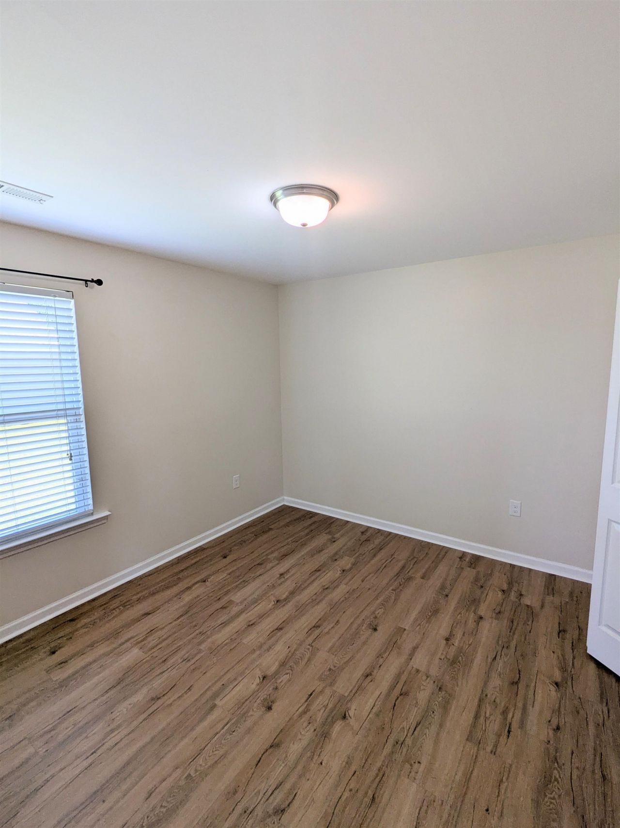 1328 Valor Rd.  Photo 24