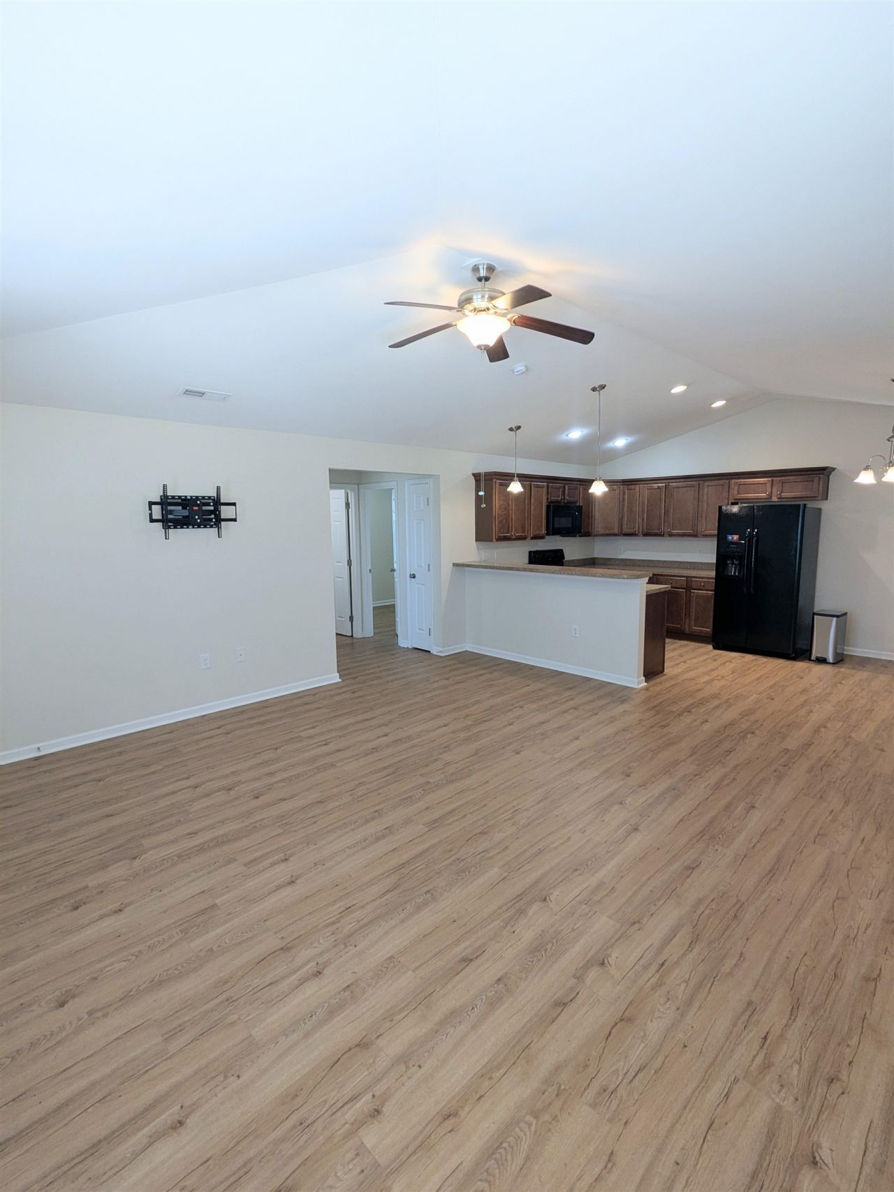 1328 Valor Rd.  Photo 9