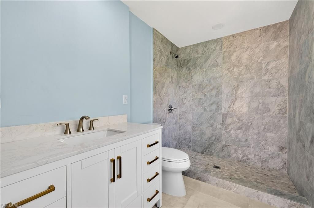 3 Bayview Blvd, Fort Myers Beach, FL 33931 Photo