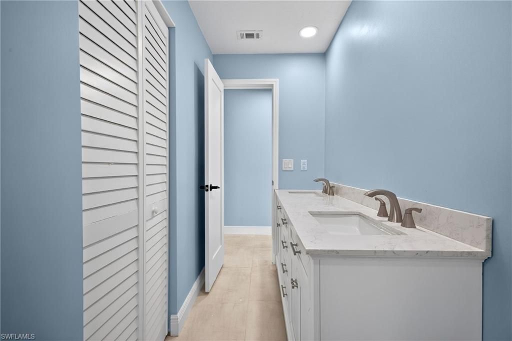 3 Bayview Blvd, Fort Myers Beach, FL 33931 Photo