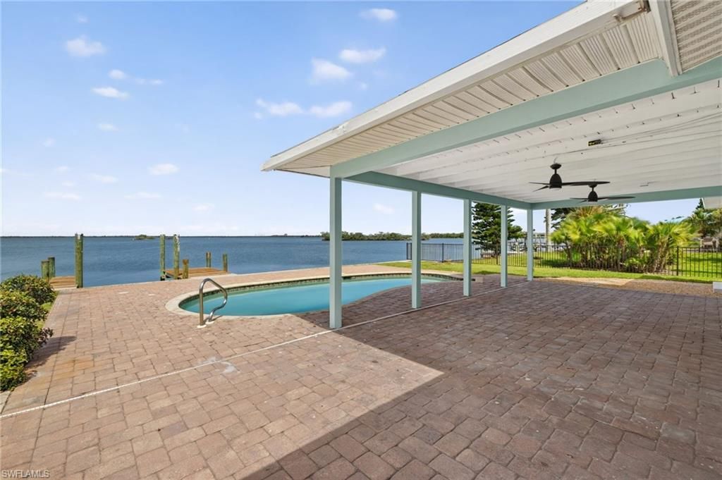 3 Bayview Blvd, Fort Myers Beach, FL 33931 Photo