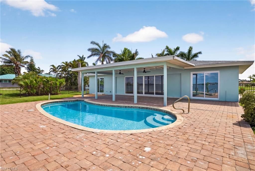 3 Bayview Blvd, Fort Myers Beach, FL 33931 Photo