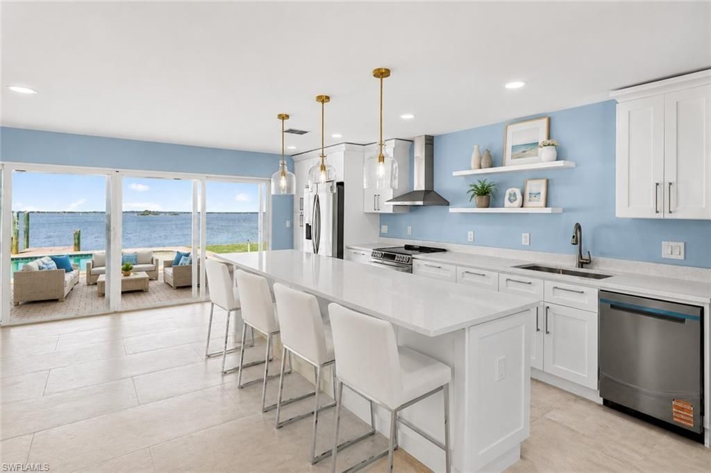 3 Bayview Blvd, Fort Myers Beach, FL 33931 Photo