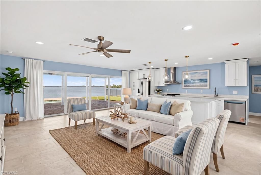 3 Bayview Blvd, Fort Myers Beach, FL 33931 Photo