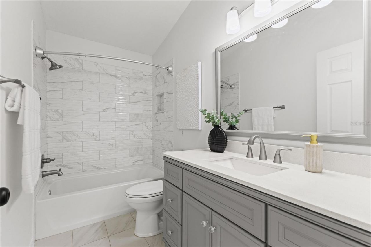 11503 Whispering Hollow Drive, Tampa, FL 33635 Photo