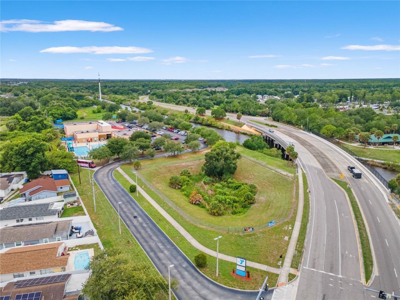 11503 Whispering Hollow Drive, Tampa, FL 33635 Photo