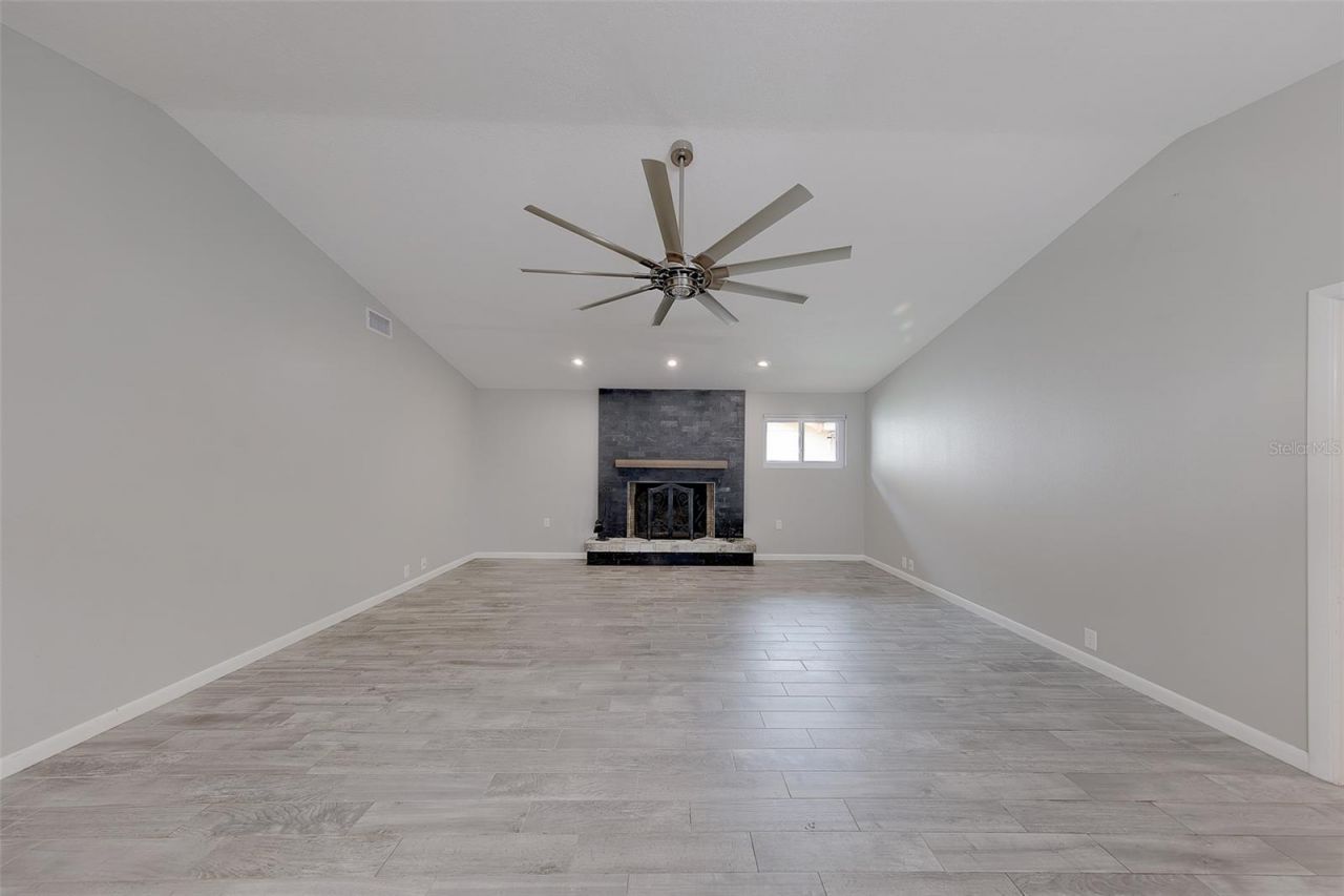 4119 Crosswater Drive , Tampa, FL 33615 Photo
