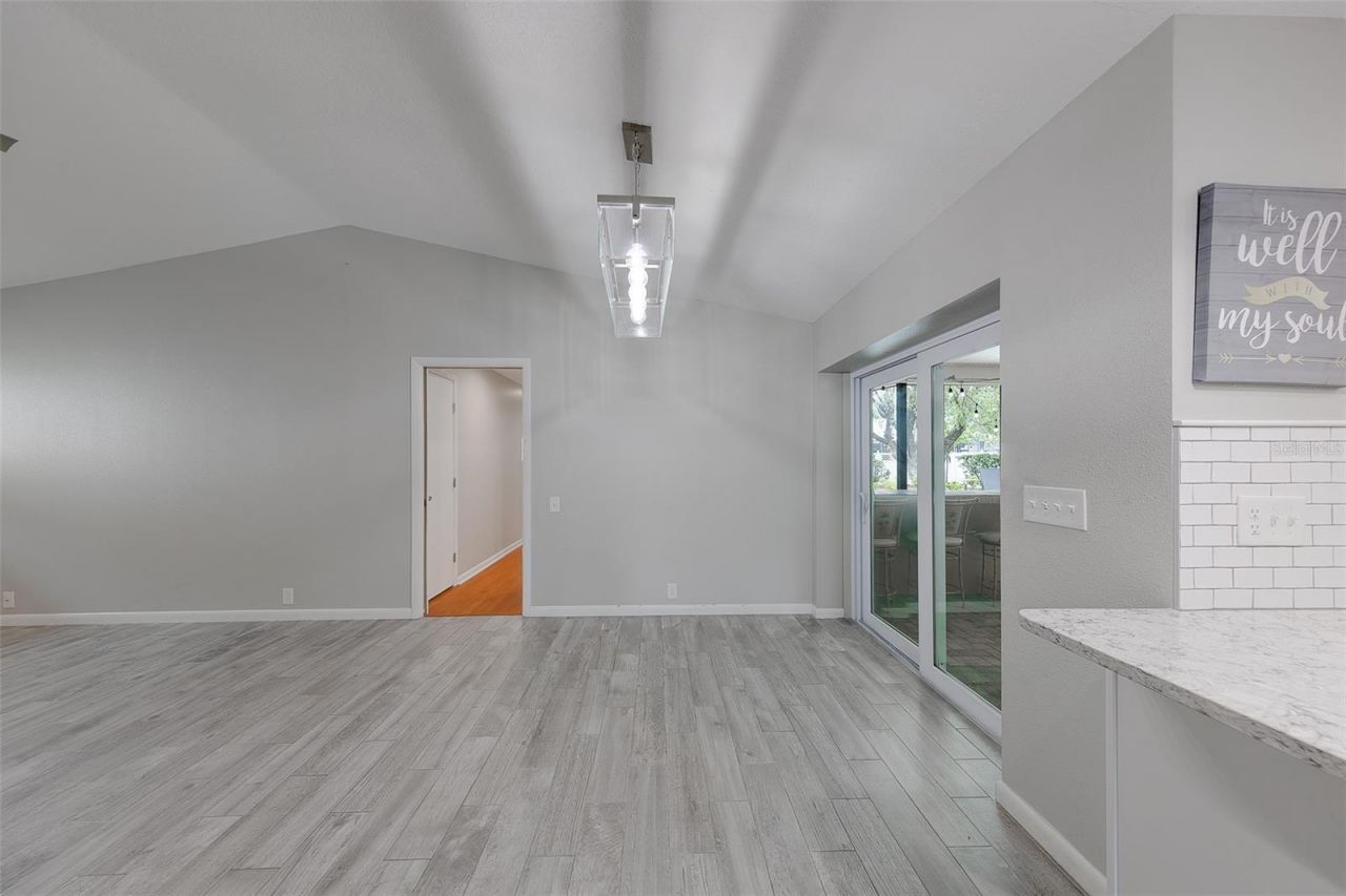 4119 Crosswater Drive , Tampa, FL 33615 Photo