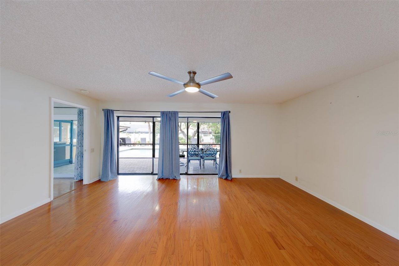4119 Crosswater Drive , Tampa, FL 33615 Photo