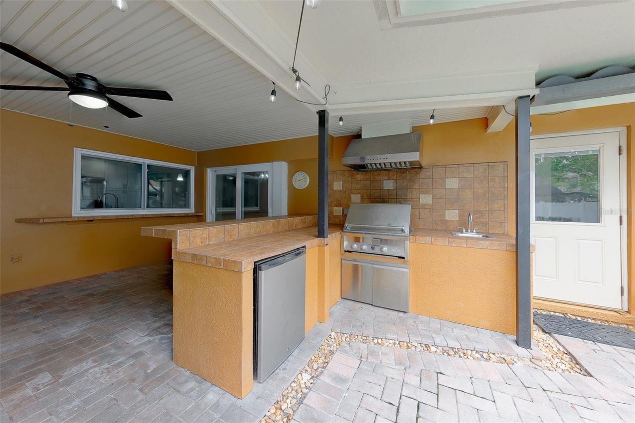 4119 Crosswater Drive , Tampa, FL 33615 Photo