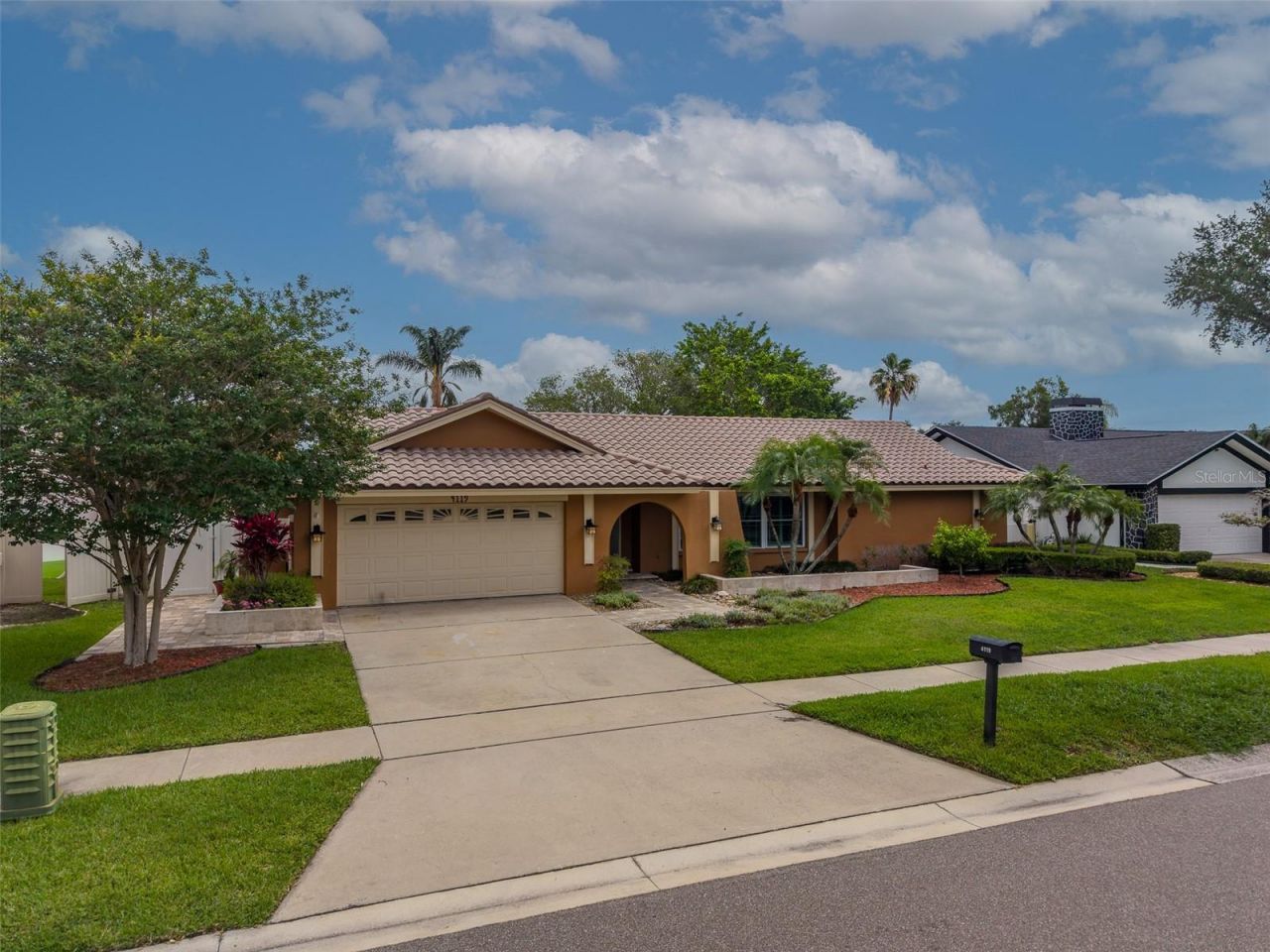 4119 Crosswater Drive , Tampa, FL 33615 Photo