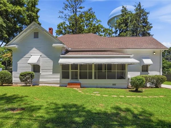 10 Woodlawn Avenue , Hampton, GA 30228