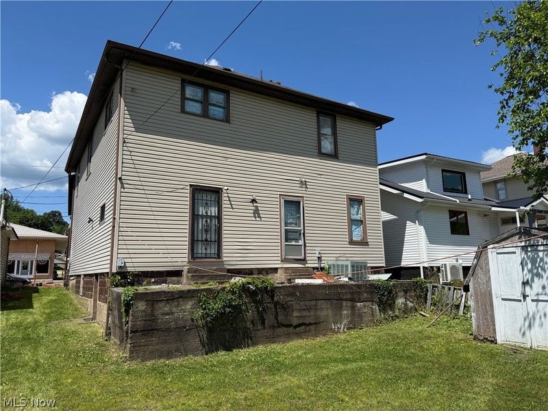 871 National Road, Bridgeport, OH 43912 Photo 3
