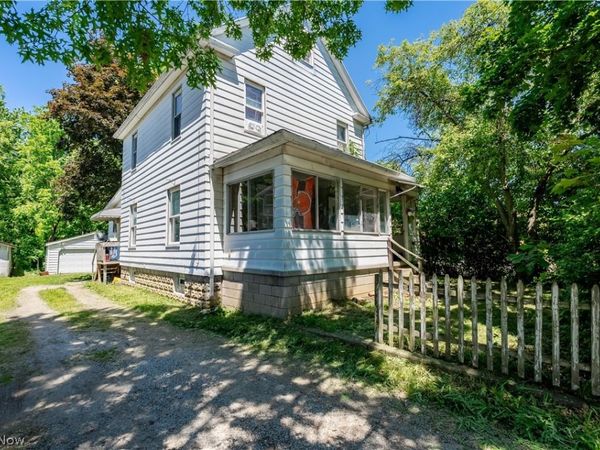 1223 W Wilbeth Road , Akron, OH 44314