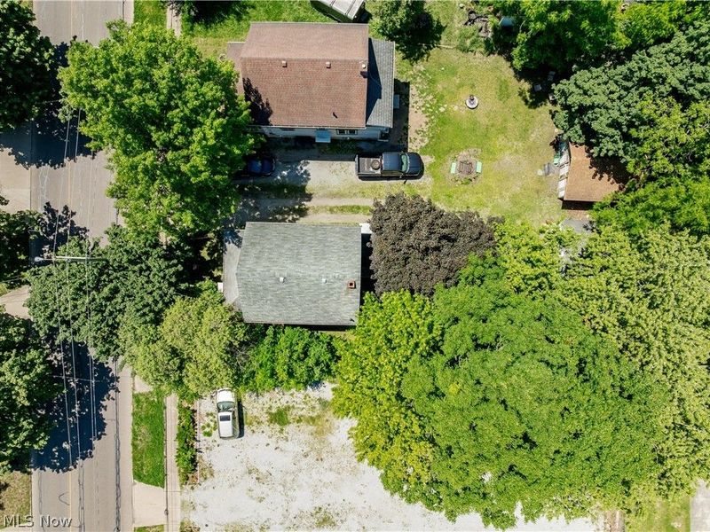 1223 W Wilbeth Road , Akron, OH 44314 Photo 11