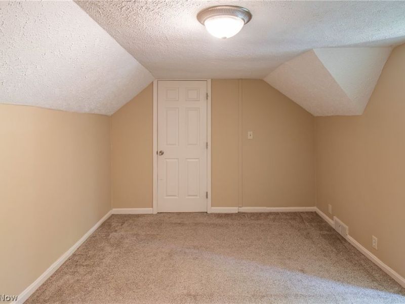 1042 Newton Street , Tallmadge, OH 44278 Photo 16
