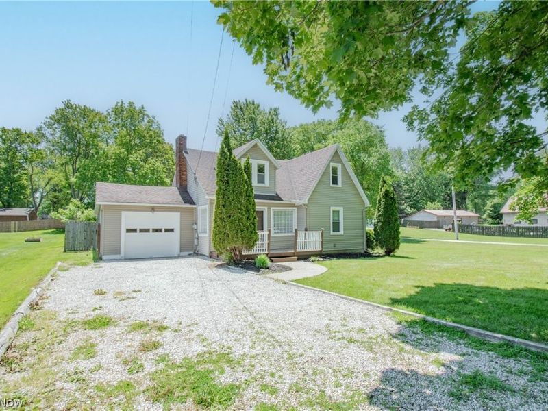1042 Newton Street , Tallmadge, OH 44278 Photo 2