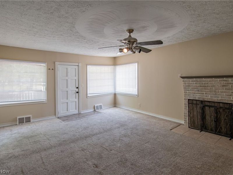 1042 Newton Street , Tallmadge, OH 44278 Photo 5