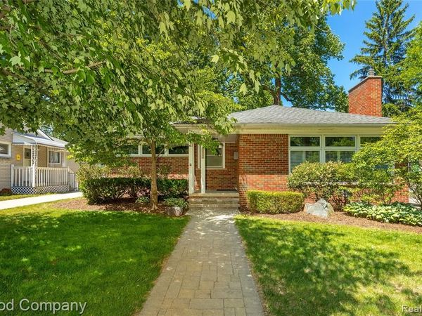 802 Orchard View Drive, Royal Oak, MI 48073